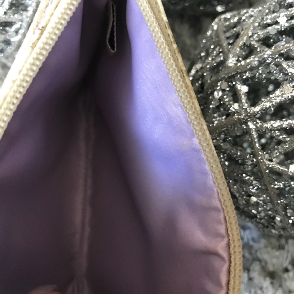 💯 Authentic Coach Wristlet!!! - Picture 3 of 6